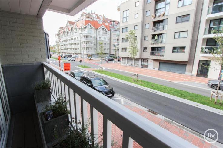 Appartement Spacieux A Knokke Екстериор снимка